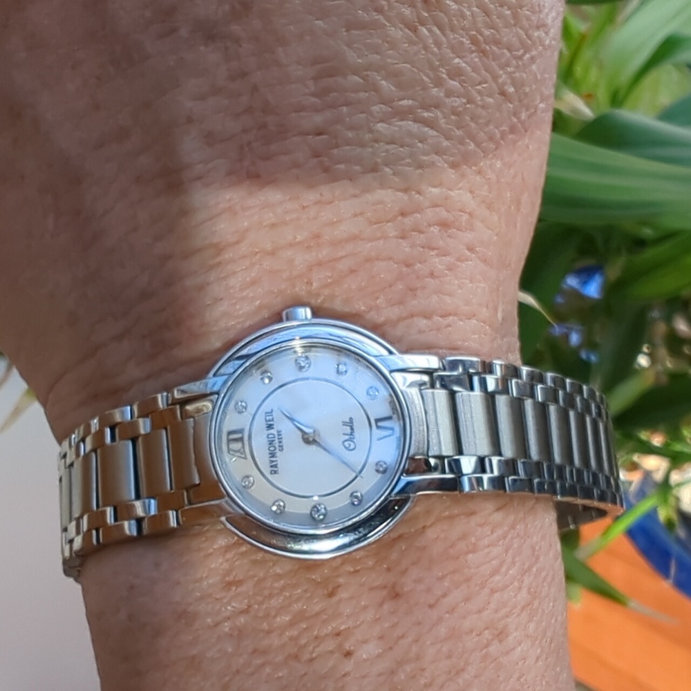 Vintage Ladies Raymond Weil Othello 2321 Watch Diamond & Mother of Pearl Dial - Picture 5 of 13